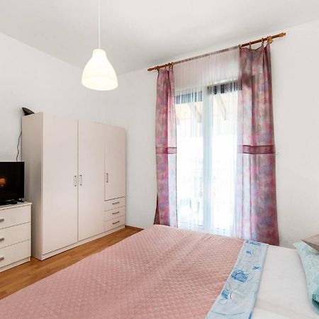 Apartment Lara Tribalj エクステリア 写真